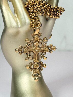 1992 Metropolitan Museum of Art CLEO Russian Cross Pendant